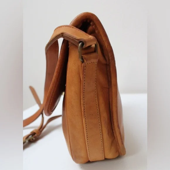 Vintage Coach Cafe flap cross body bag - Picture 9 of 16